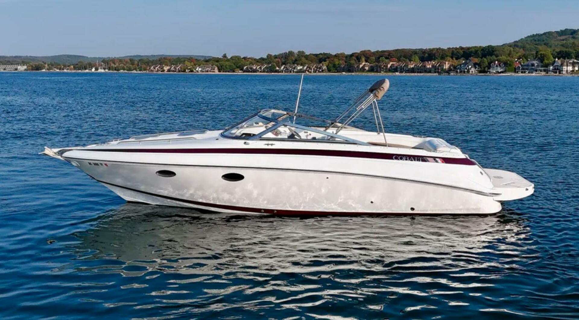 29ft Cobalt Yacht For Sale