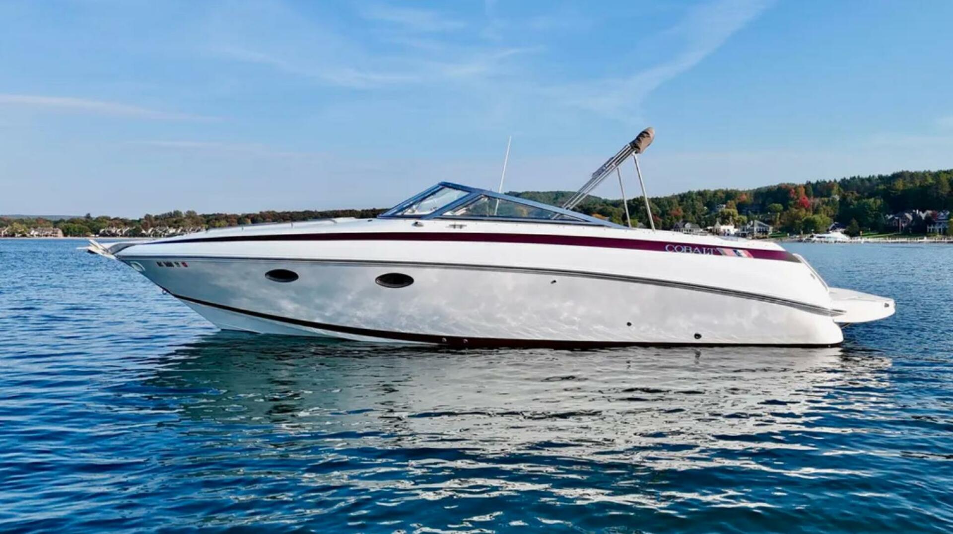 29ft Cobalt Yacht For Sale