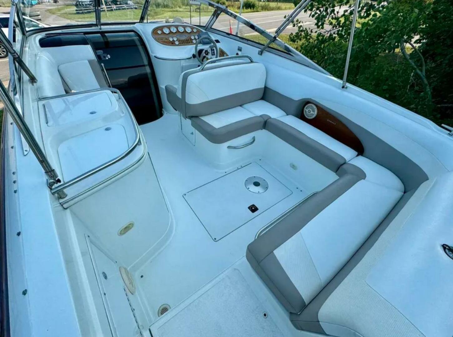 29ft Cobalt Yacht For Sale
