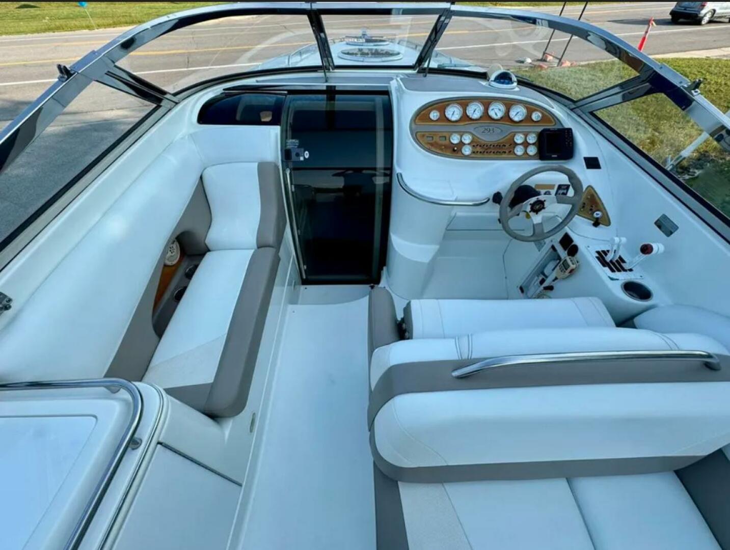 29ft Cobalt Yacht For Sale