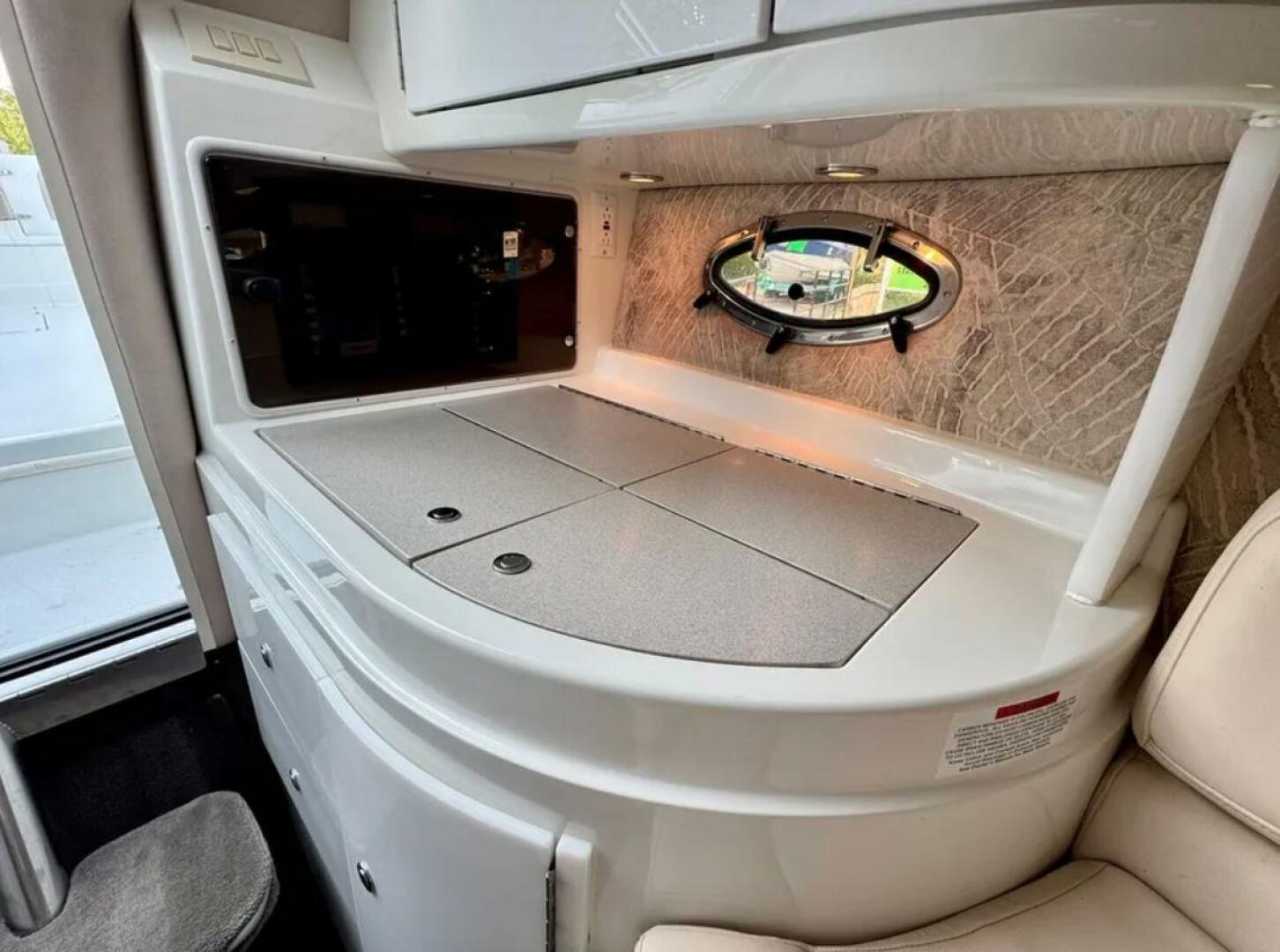 29ft Cobalt Yacht For Sale