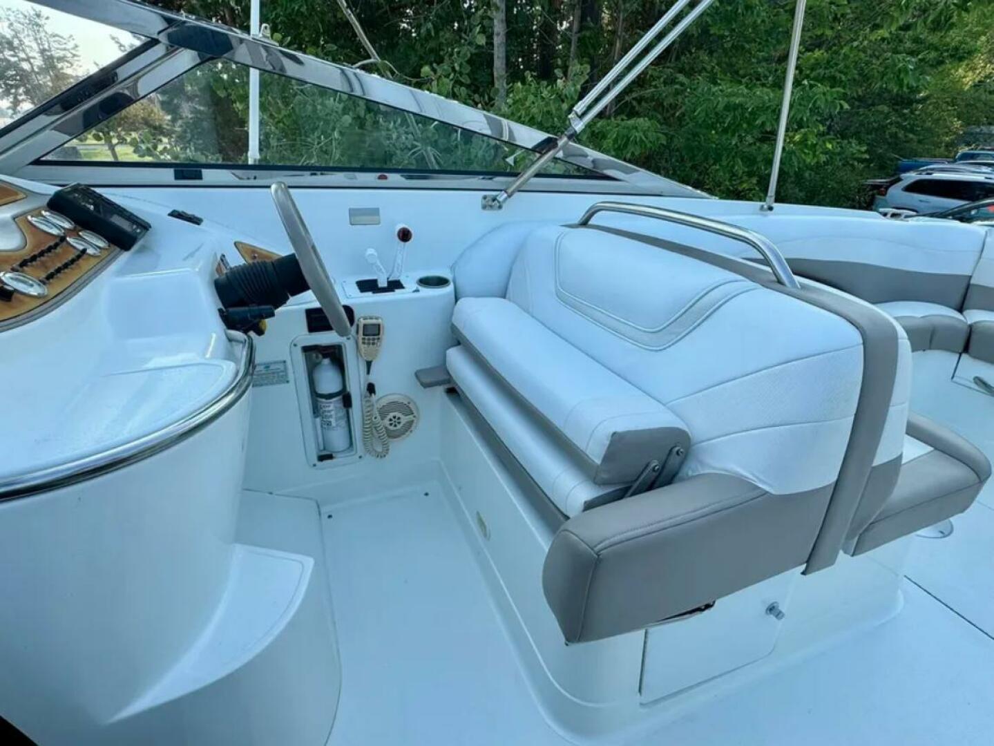 29ft Cobalt Yacht For Sale