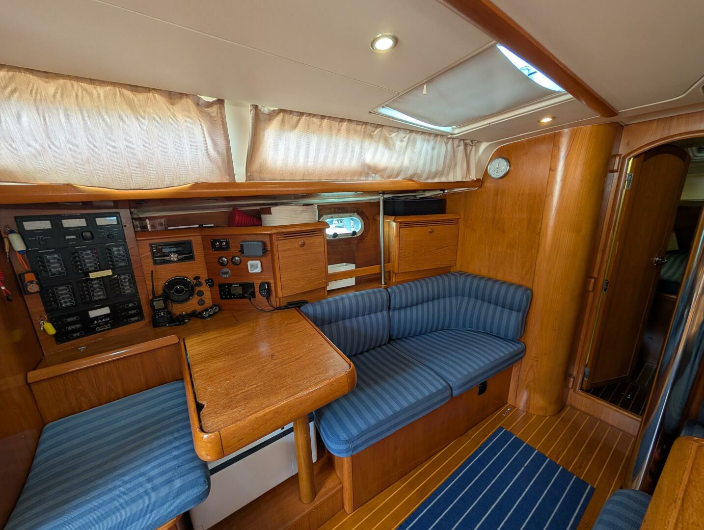 Wahoo 43ft Jeanneau Yacht For Sale