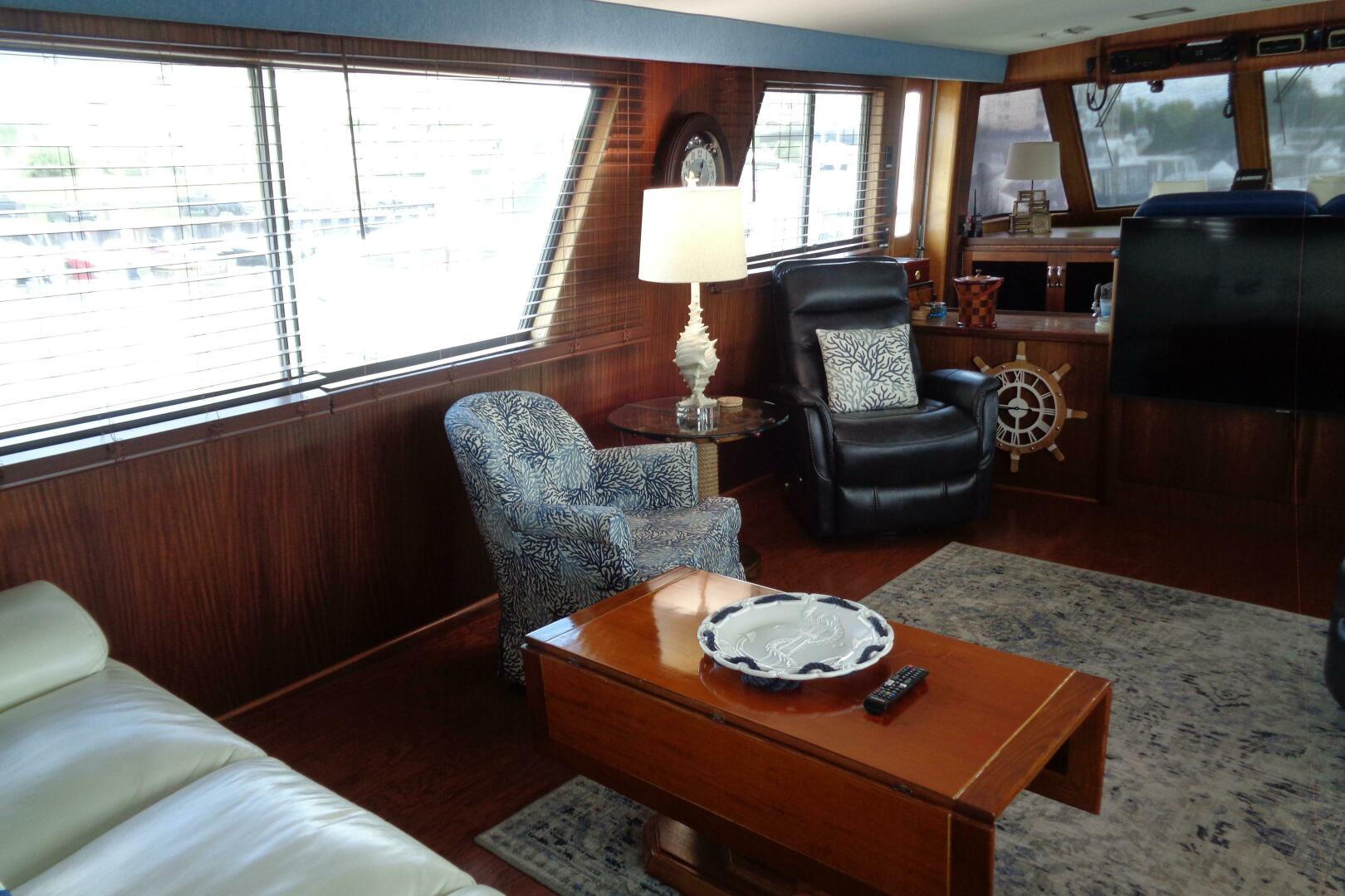 Ivory Lady 70ft Hatteras Yacht For Sale