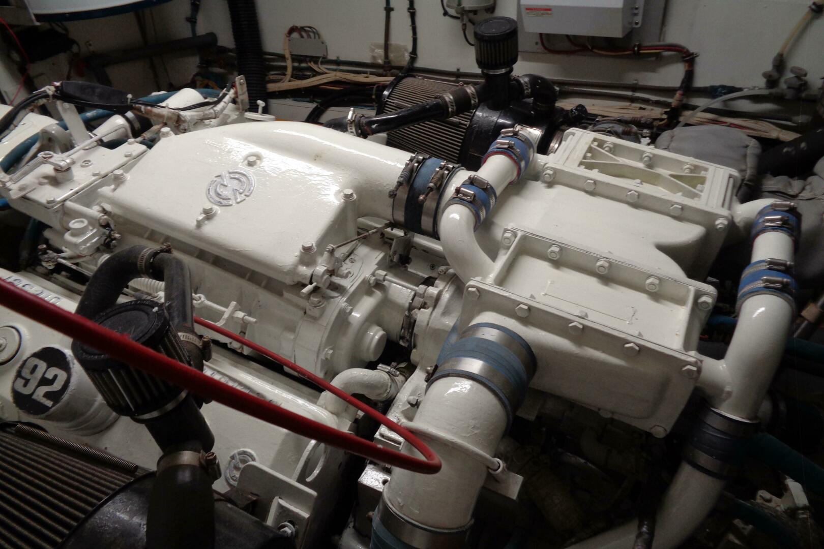 Ivory Lady 70ft Hatteras Yacht For Sale
