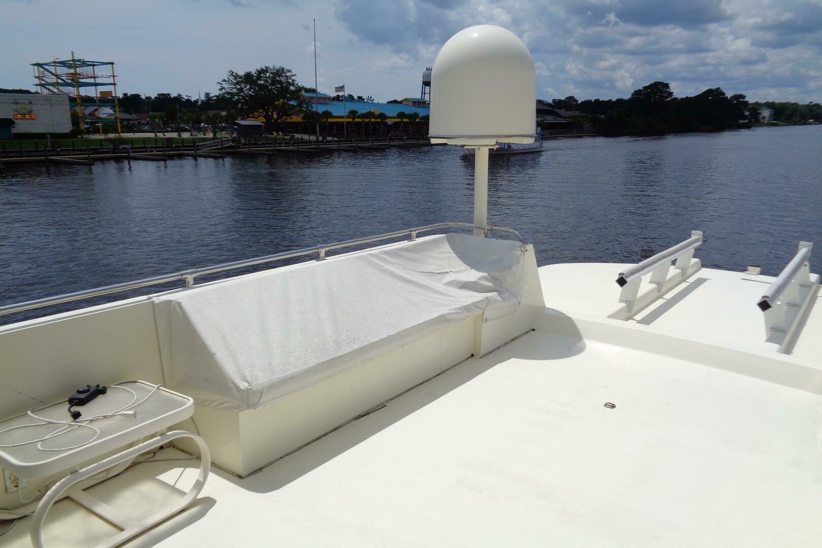 Ivory Lady 70ft Hatteras Yacht For Sale