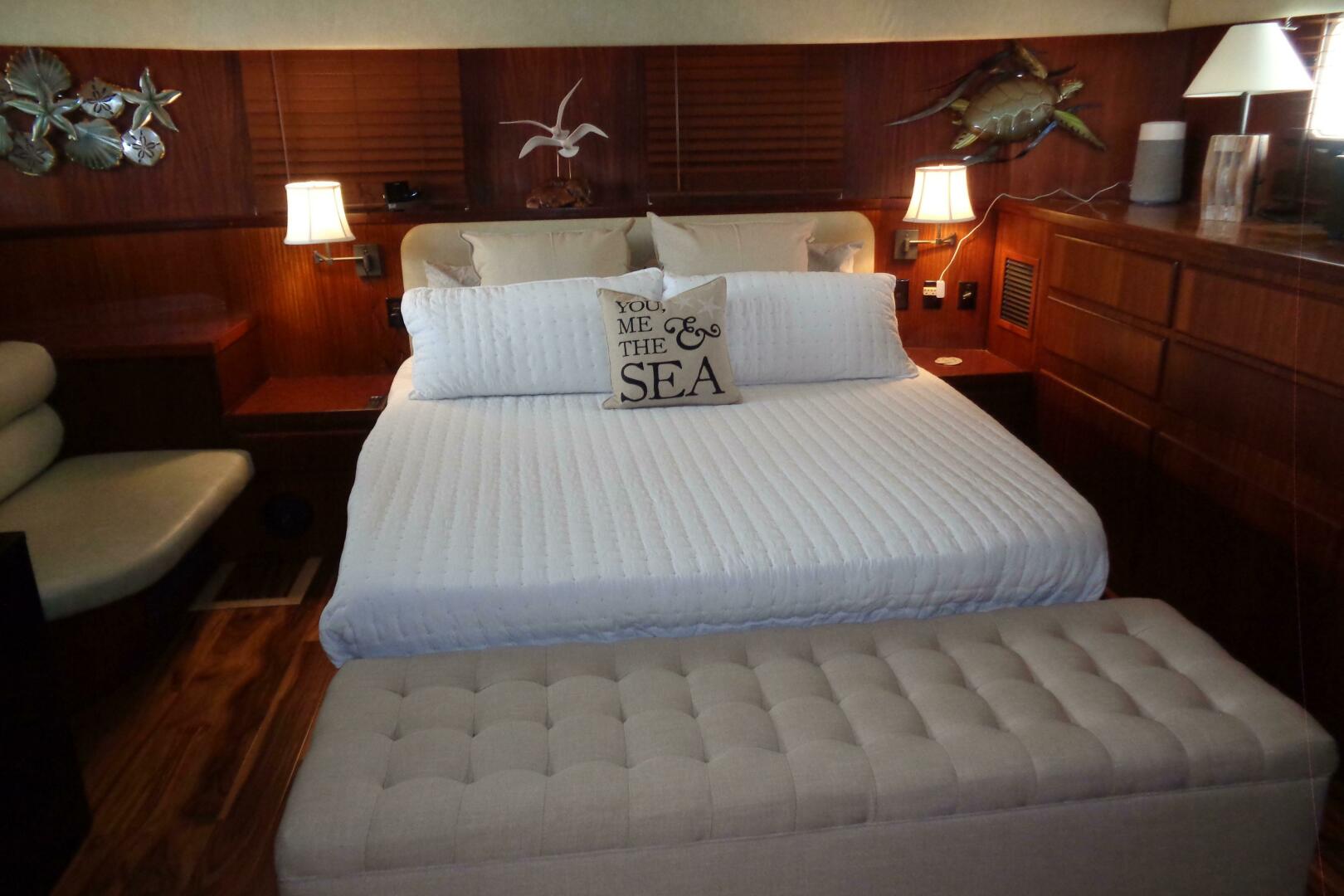 Ivory Lady 70ft Hatteras Yacht For Sale