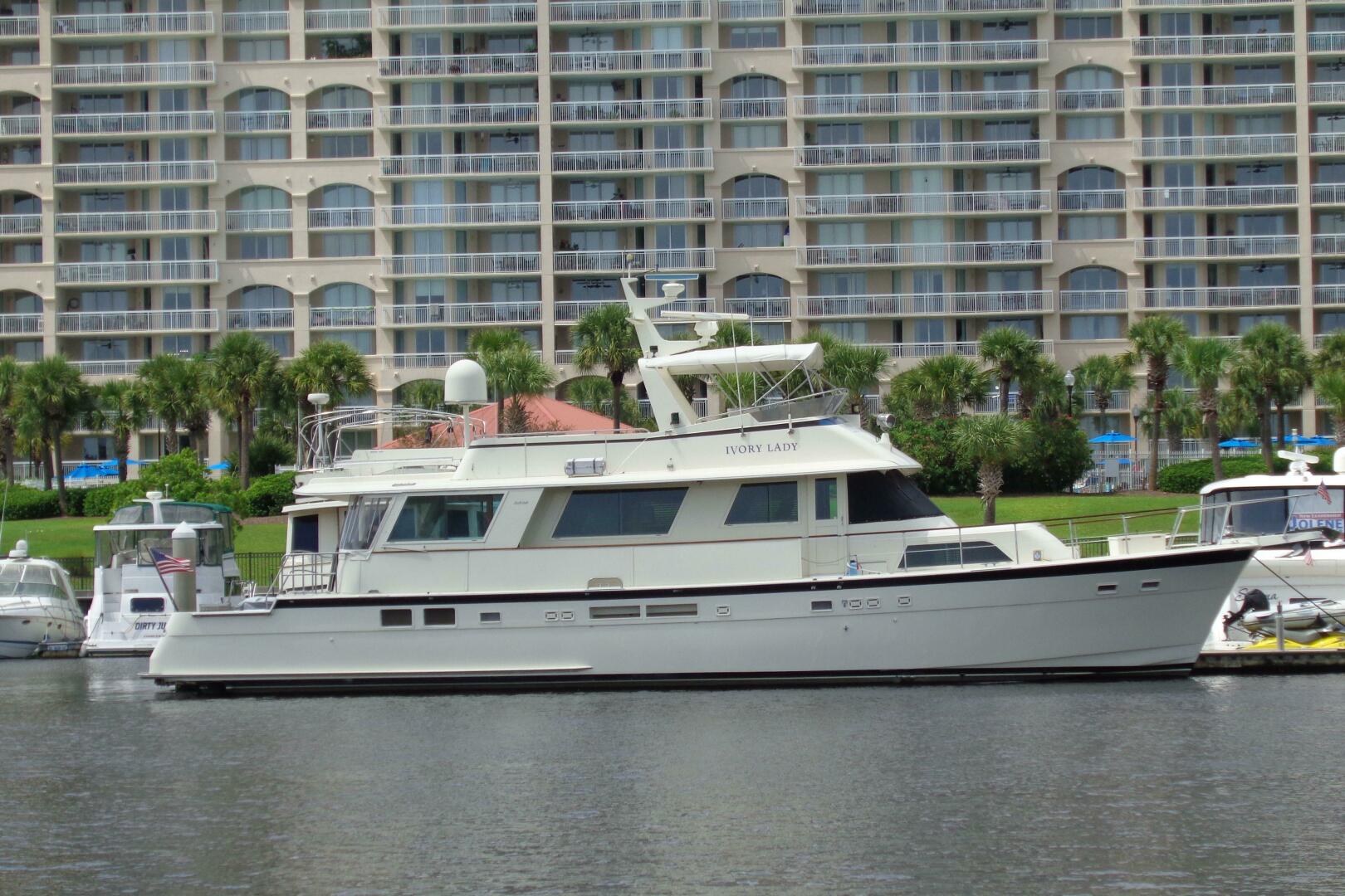 Ivory Lady 70ft Hatteras Yacht For Sale