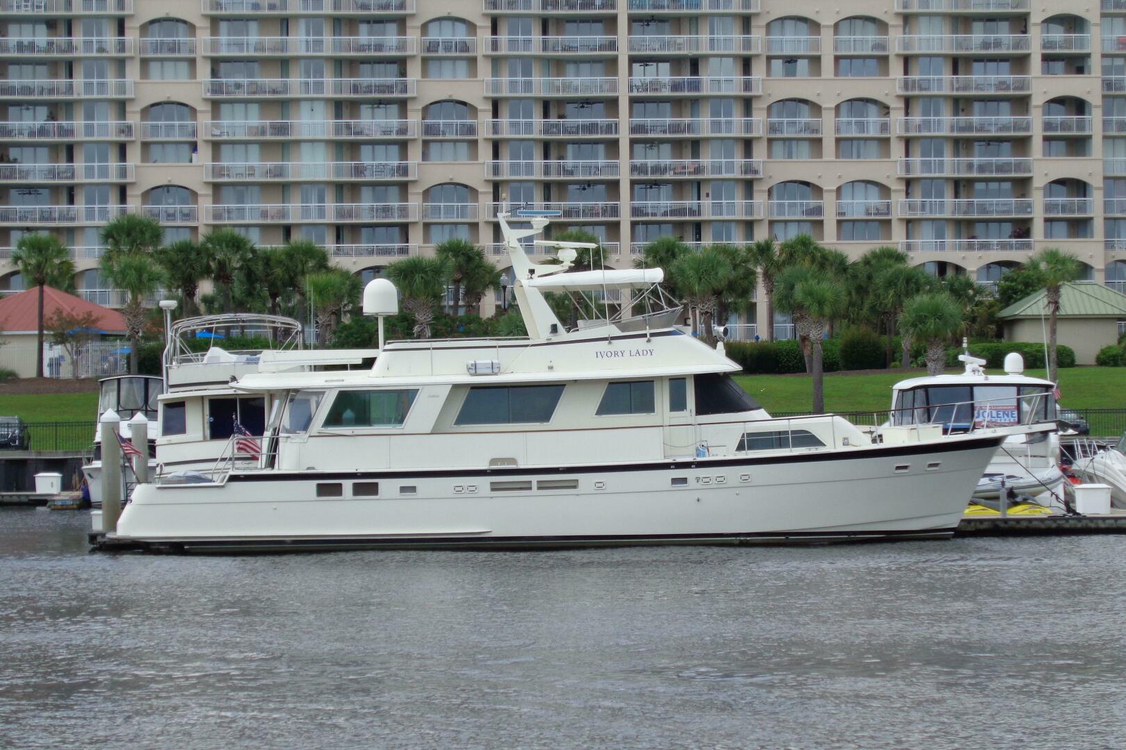Ivory Lady 70ft Hatteras Yacht For Sale