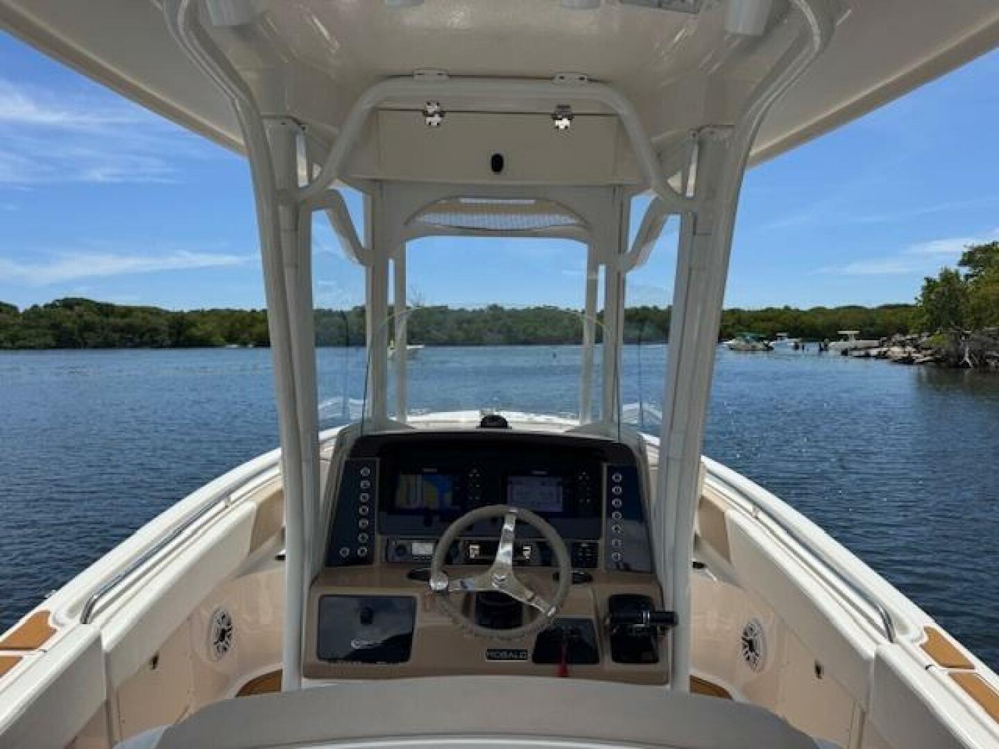 24ft Robalo Yacht For Sale