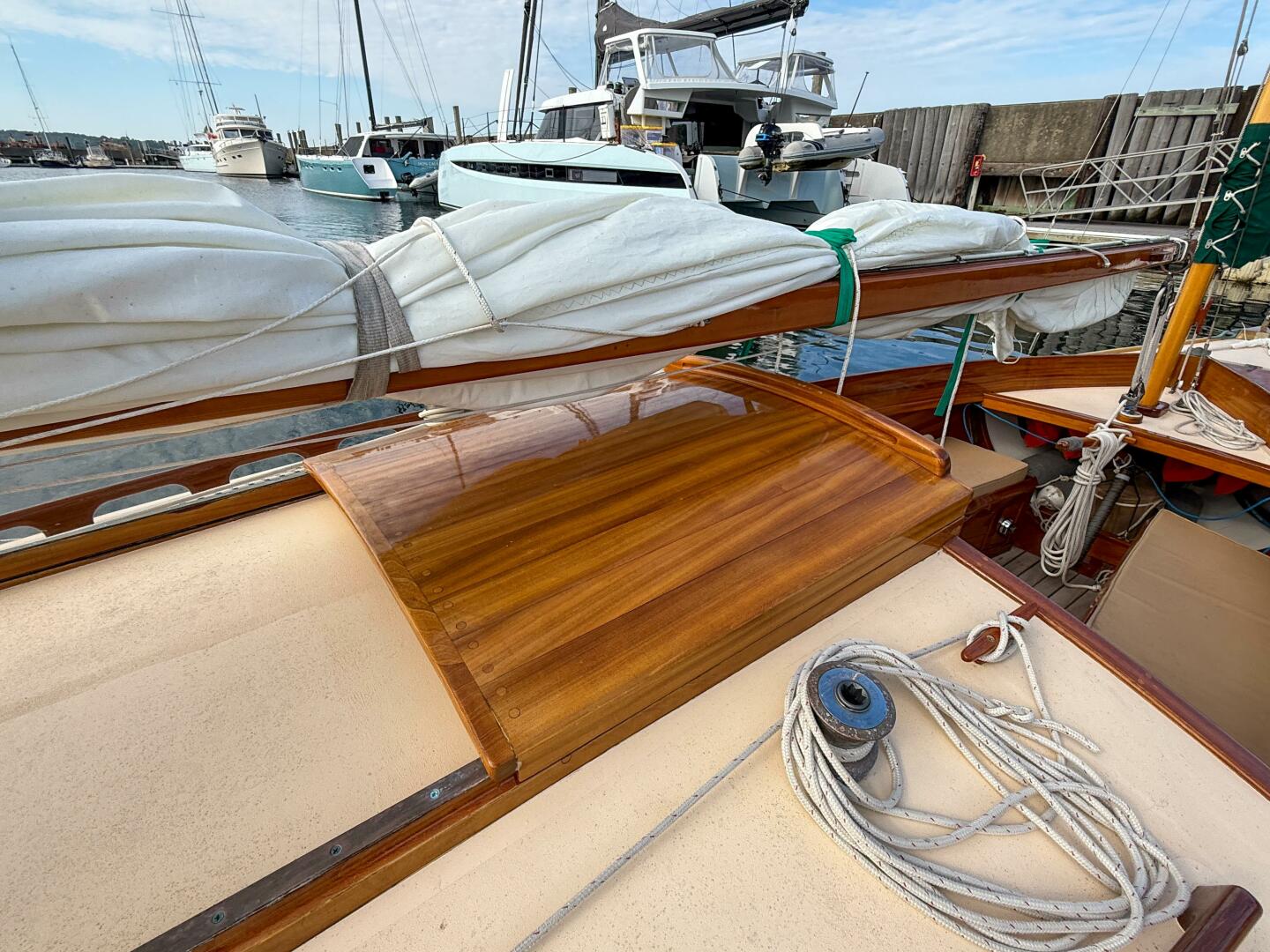 Jupiter 28ft Herreshoff Yacht For Sale