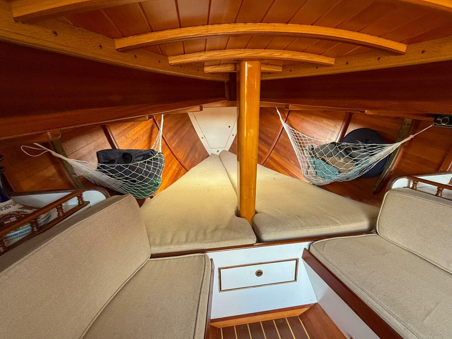 Jupiter 28ft Herreshoff Yacht For Sale