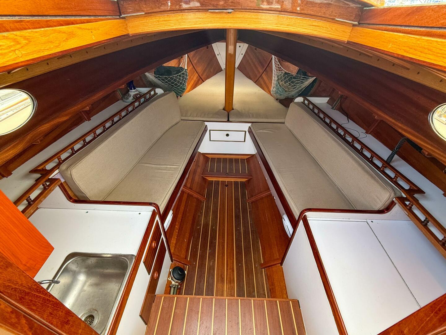 Jupiter 28ft Herreshoff Yacht For Sale