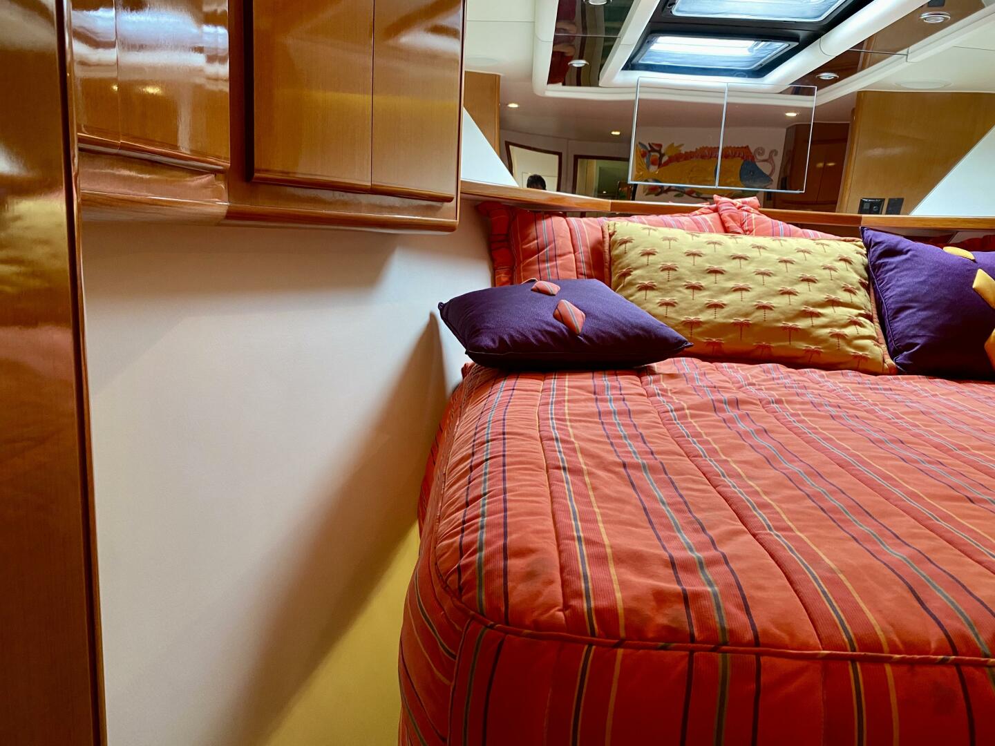 VIP Bed side