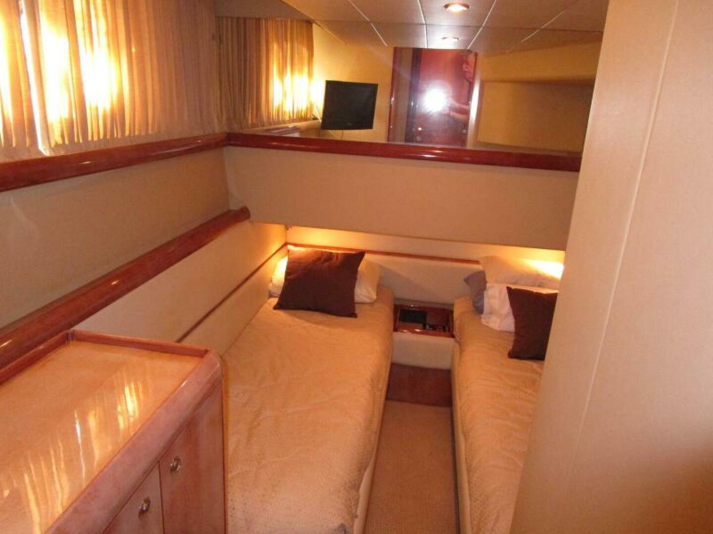 PRETTY LADY 59ft Ferretti Yachts Yacht For Sale