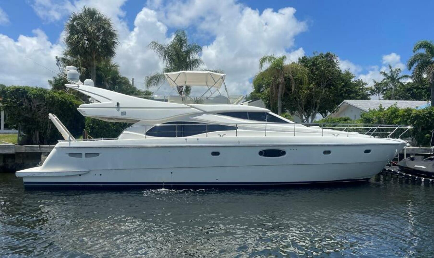 PRETTY LADY 59ft Ferretti Yachts Yacht For Sale