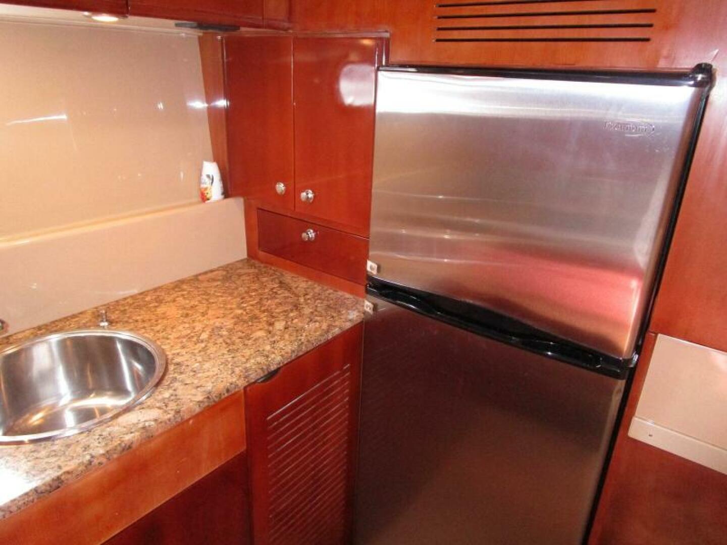 PRETTY LADY 59ft Ferretti Yachts Yacht For Sale