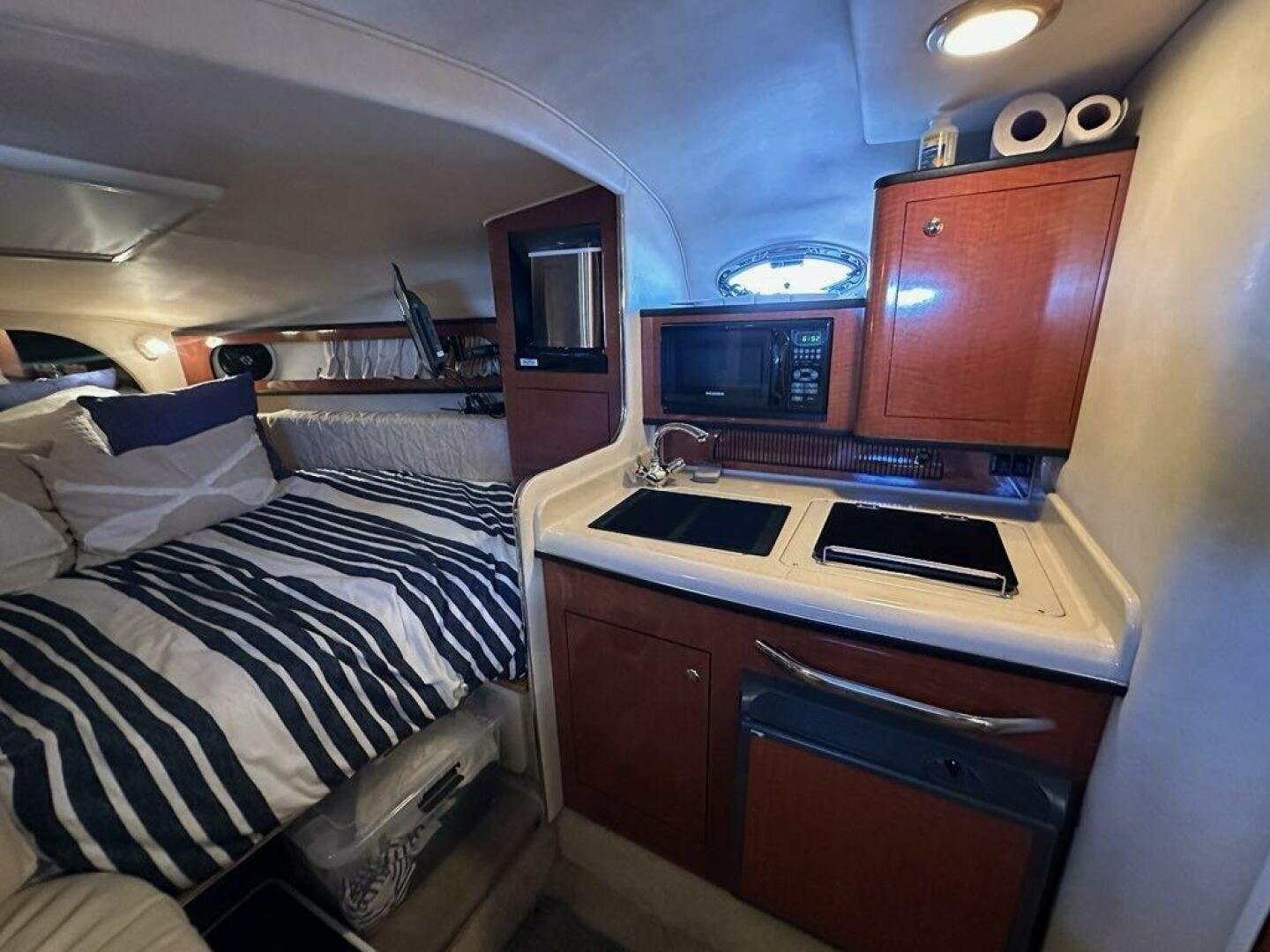 Miles to Go 28ft Sea Ray Yacht For Sale