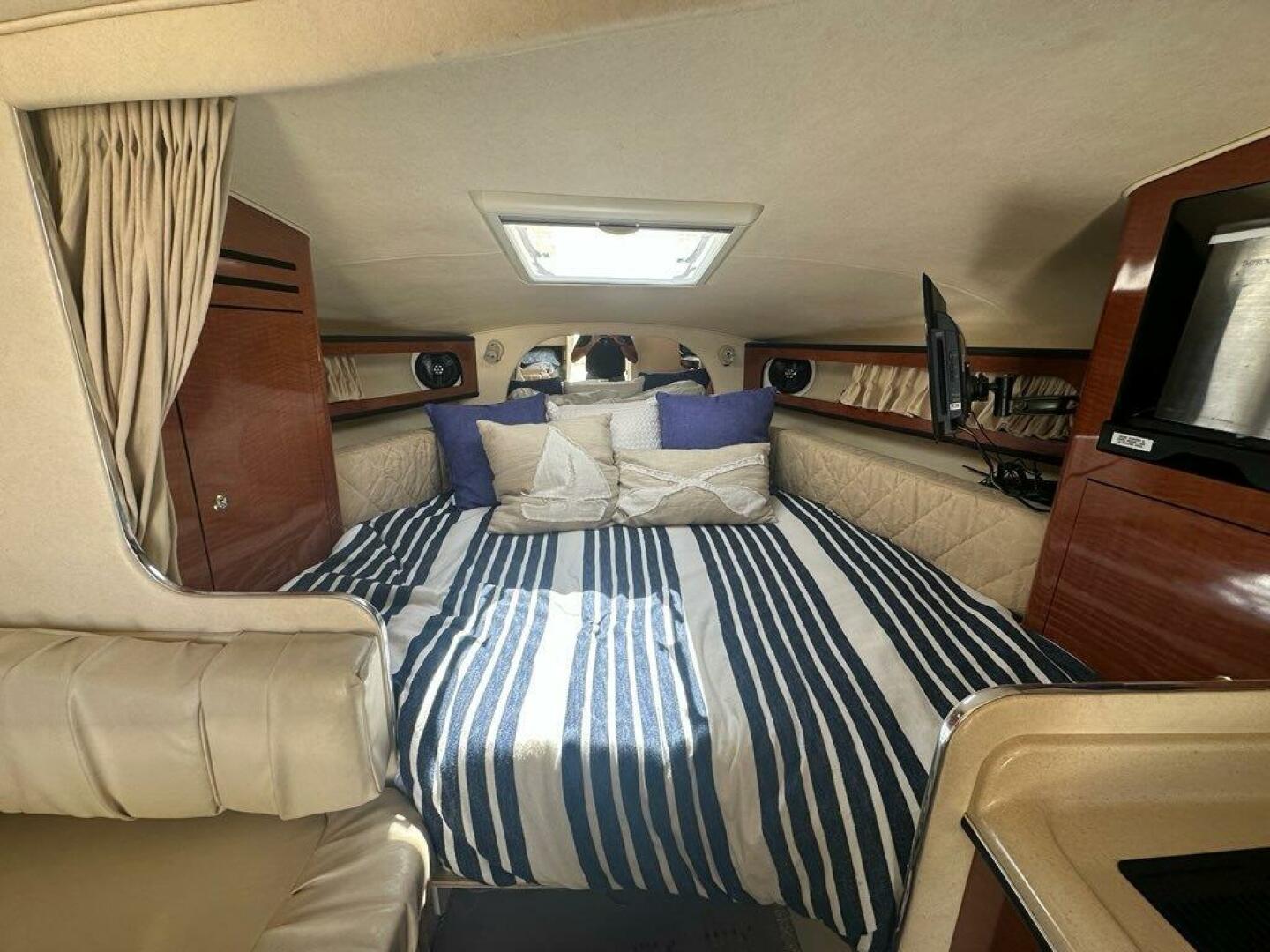 Miles to Go 28ft Sea Ray Yacht For Sale