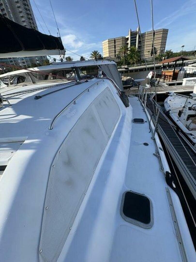 MOONLIGHT LADY 47ft Robertson  amp  Caine Yacht For Sale