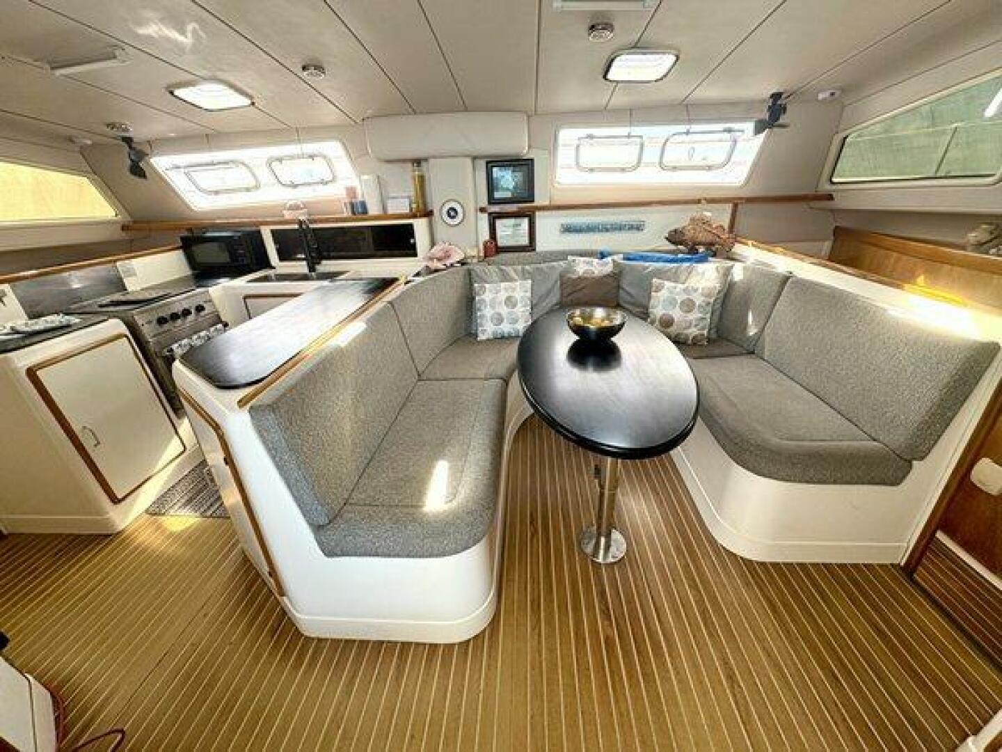 MOONLIGHT LADY 47ft Robertson  amp  Caine Yacht For Sale