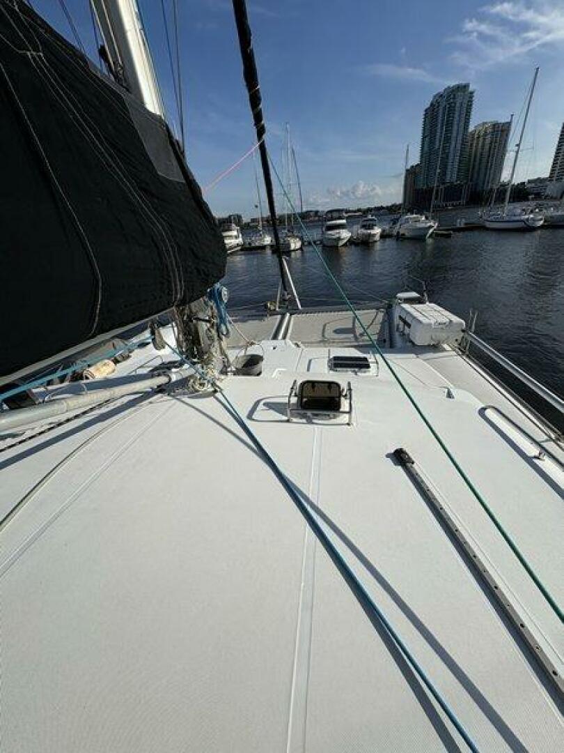 MOONLIGHT LADY 47ft Robertson  amp  Caine Yacht For Sale