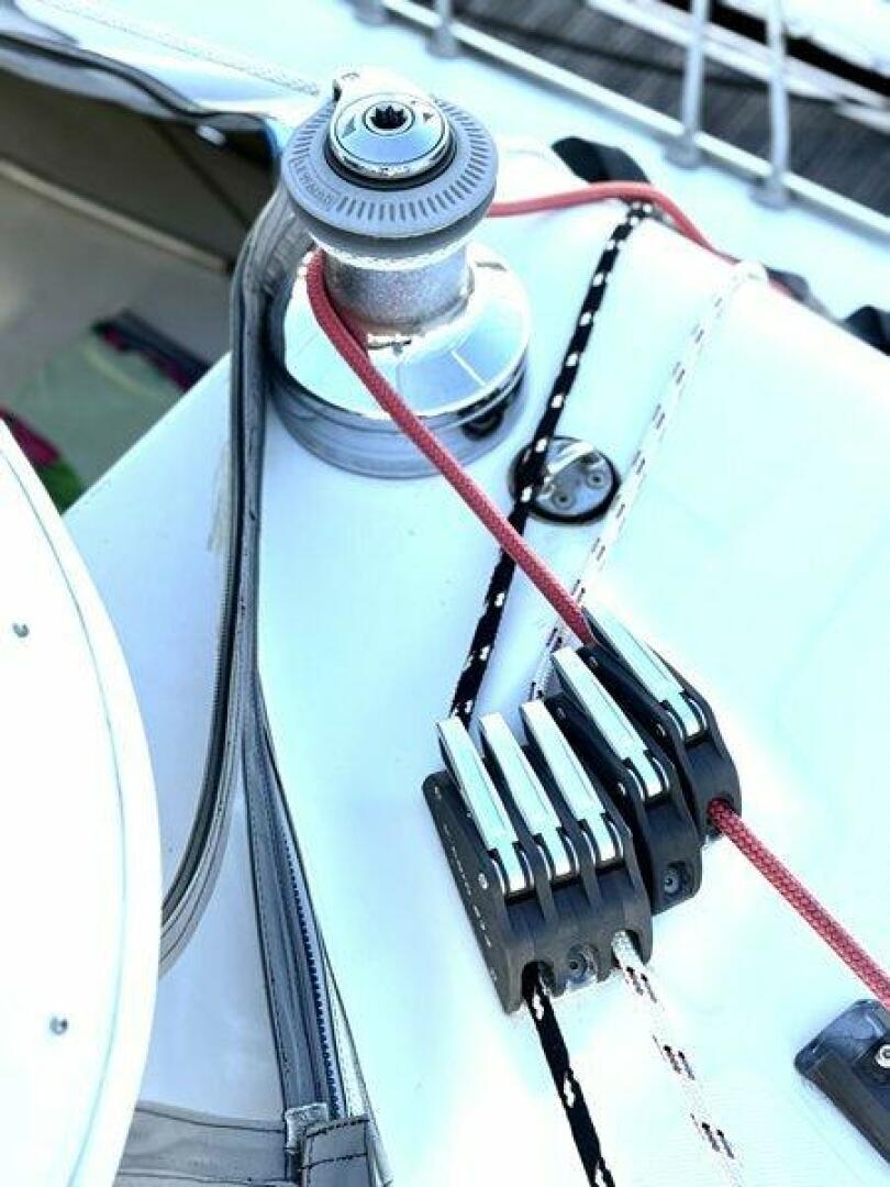 MOONLIGHT LADY 47ft Robertson  amp  Caine Yacht For Sale