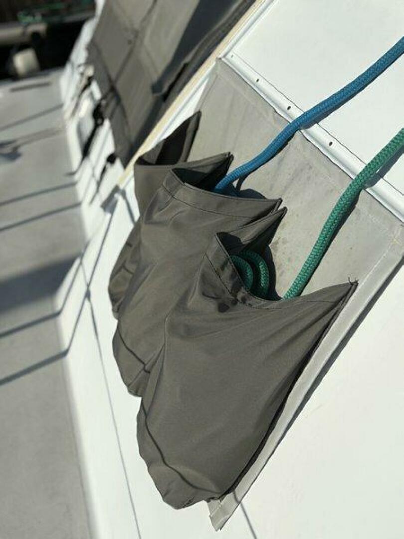 MOONLIGHT LADY 47ft Robertson  amp  Caine Yacht For Sale