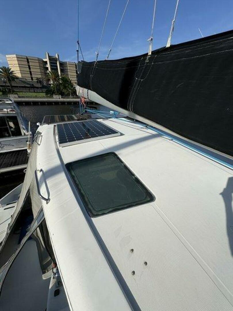 MOONLIGHT LADY 47ft Robertson  amp  Caine Yacht For Sale