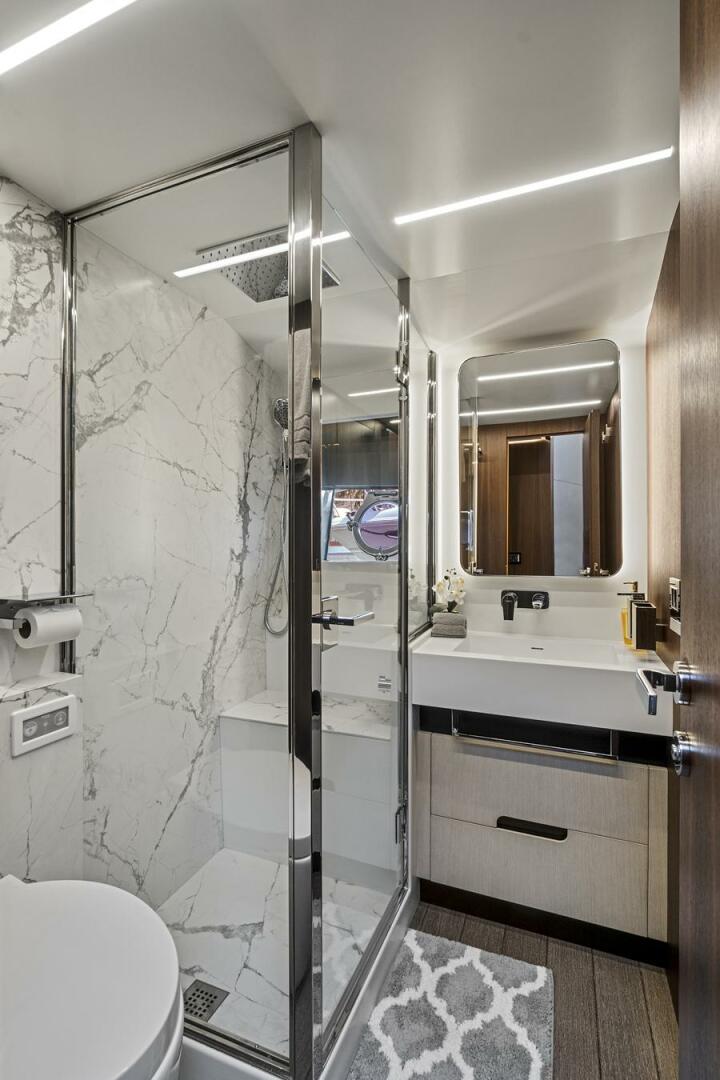 Smile 66ft Astondoa Yacht For Sale