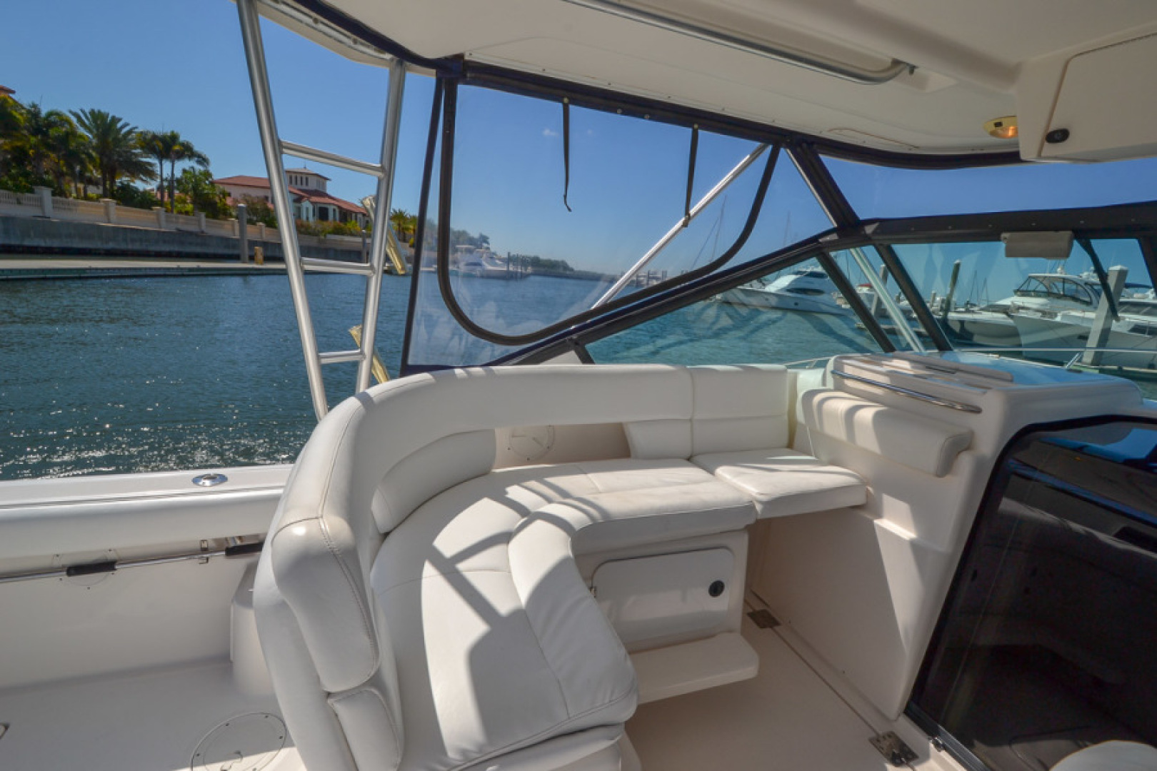 Port-side Lounger