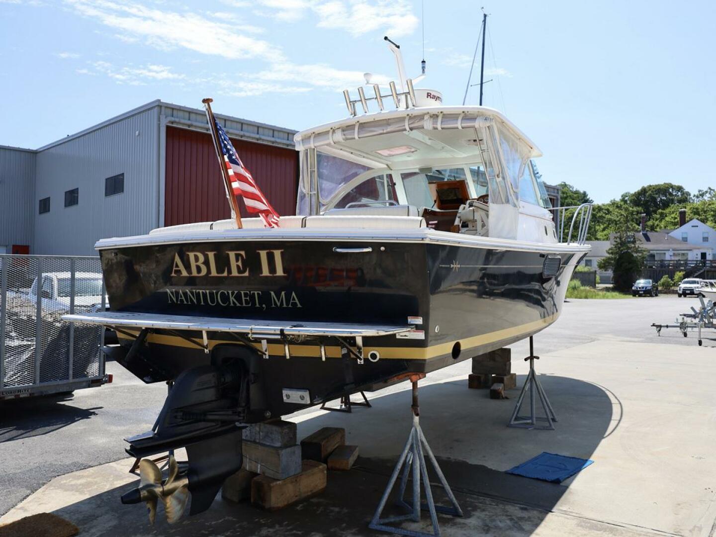 ABLE II 29ft Hunt Yachts Yacht For Sale
