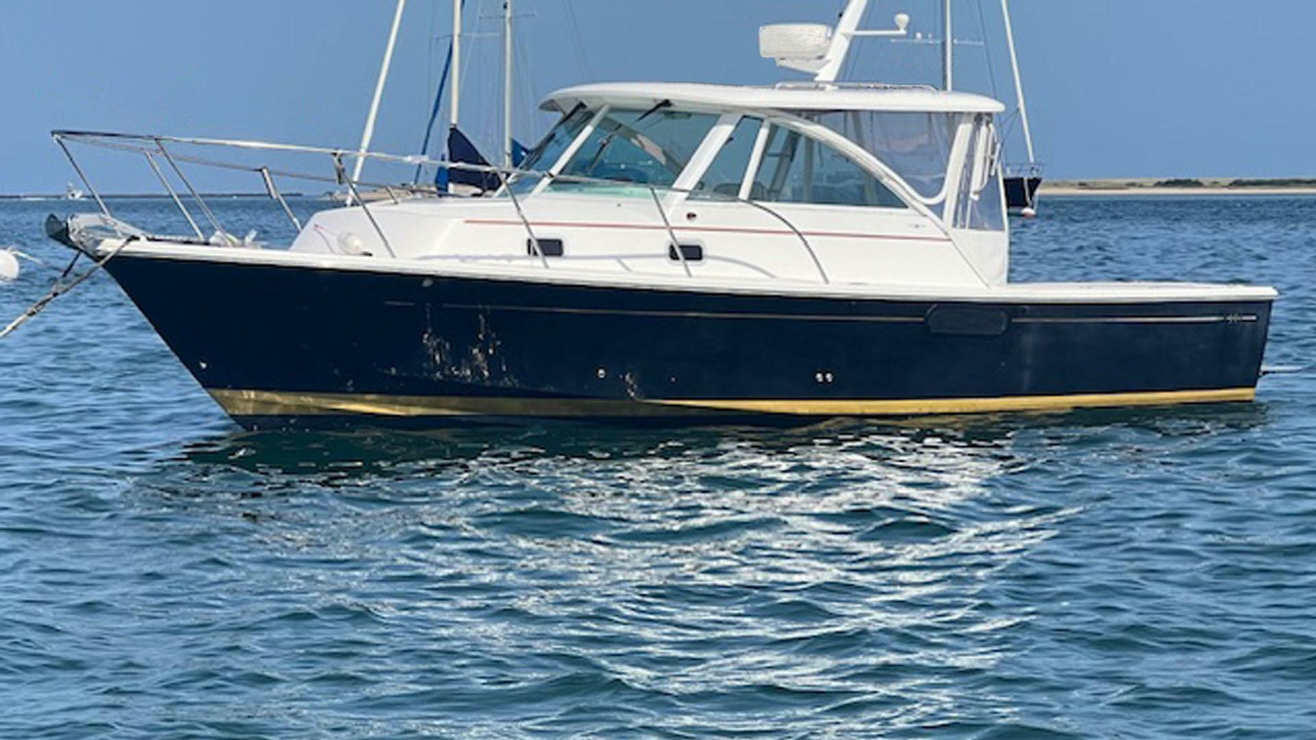 ABLE II 29ft Hunt Yachts Yacht For Sale
