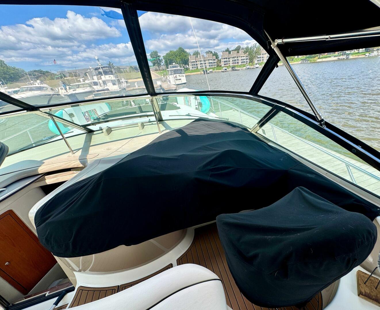 46ft Sea Ray Yacht For Sale