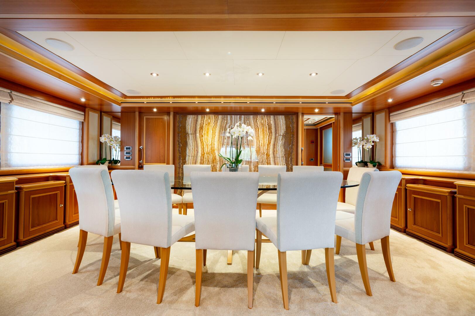 Dining Salon