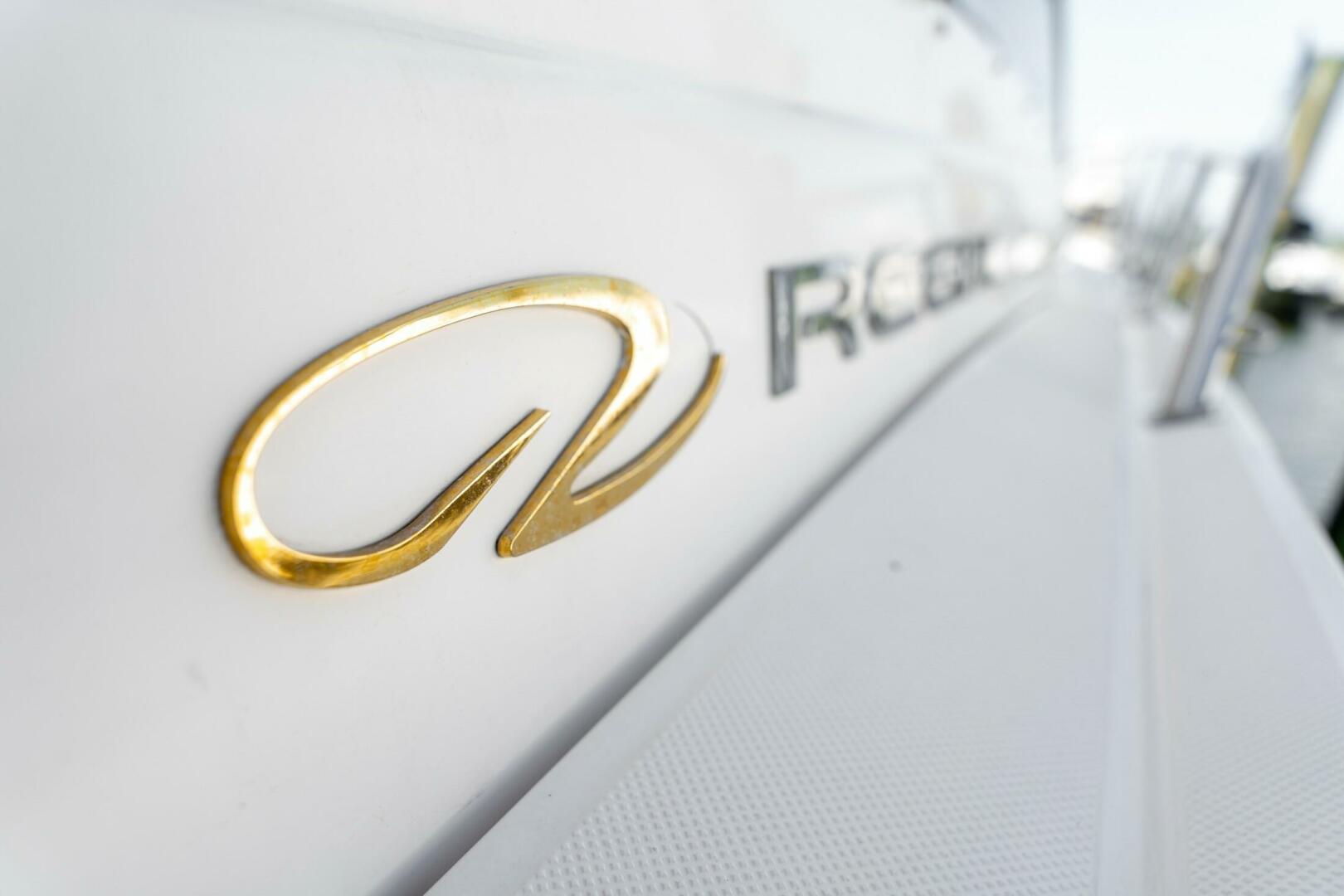 Seas the Day 40ft Regal Yacht For Sale