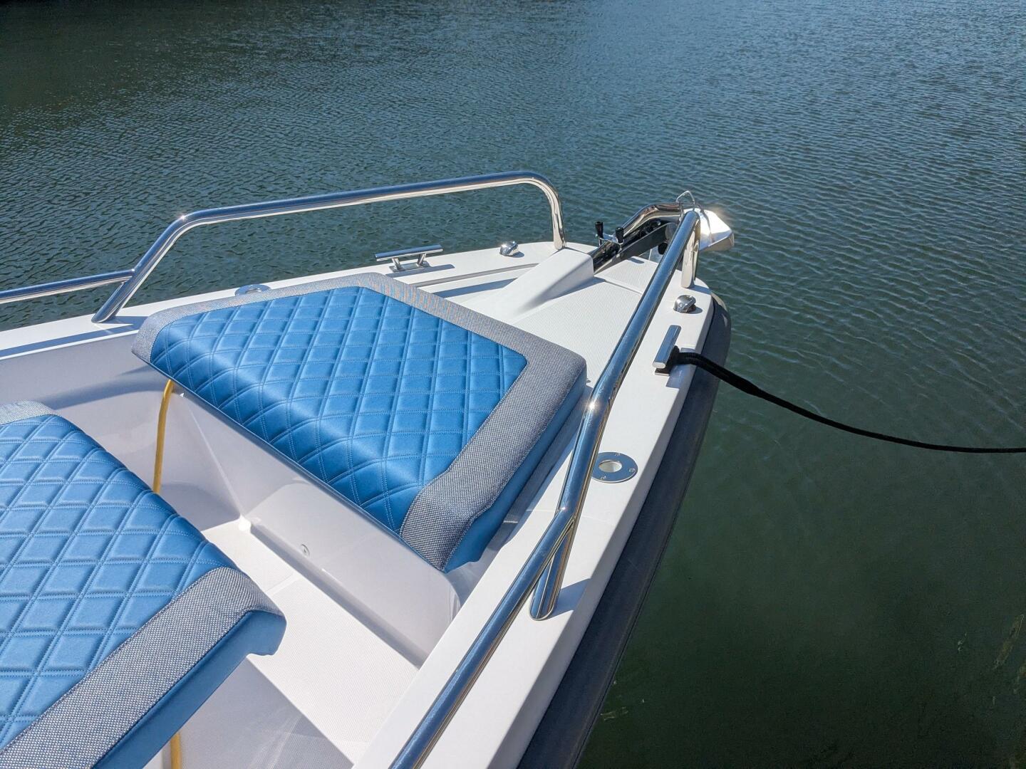 Nocellara de Belice 37ft Axopar Yacht For Sale