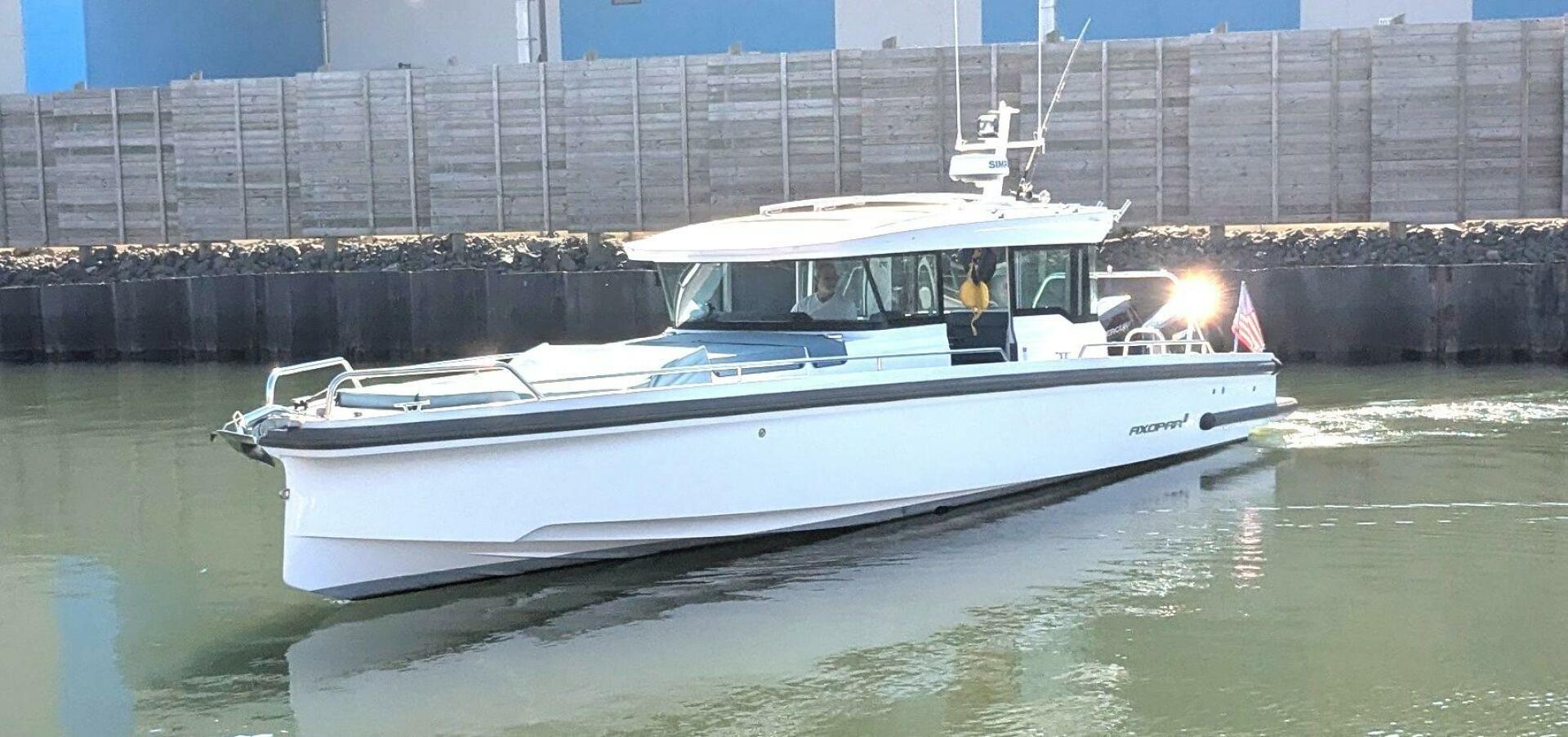 Nocellara de Belice 37ft Axopar Yacht For Sale