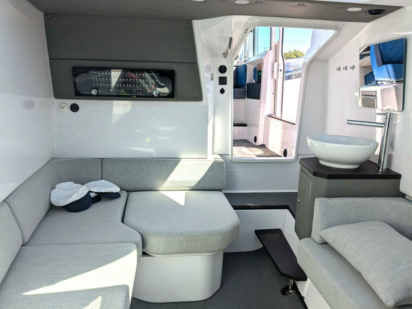 Nocellara de Belice 37ft Axopar Yacht For Sale