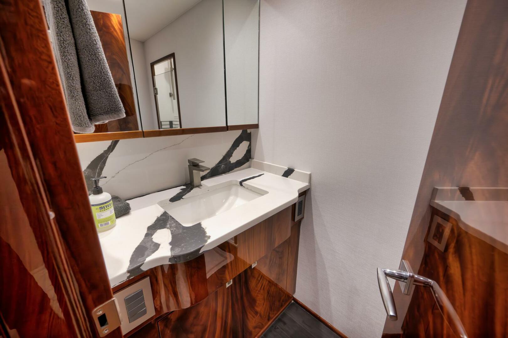 2025 Viking 90 Convertible- NIKKI BELLA- Forward Stateroom H