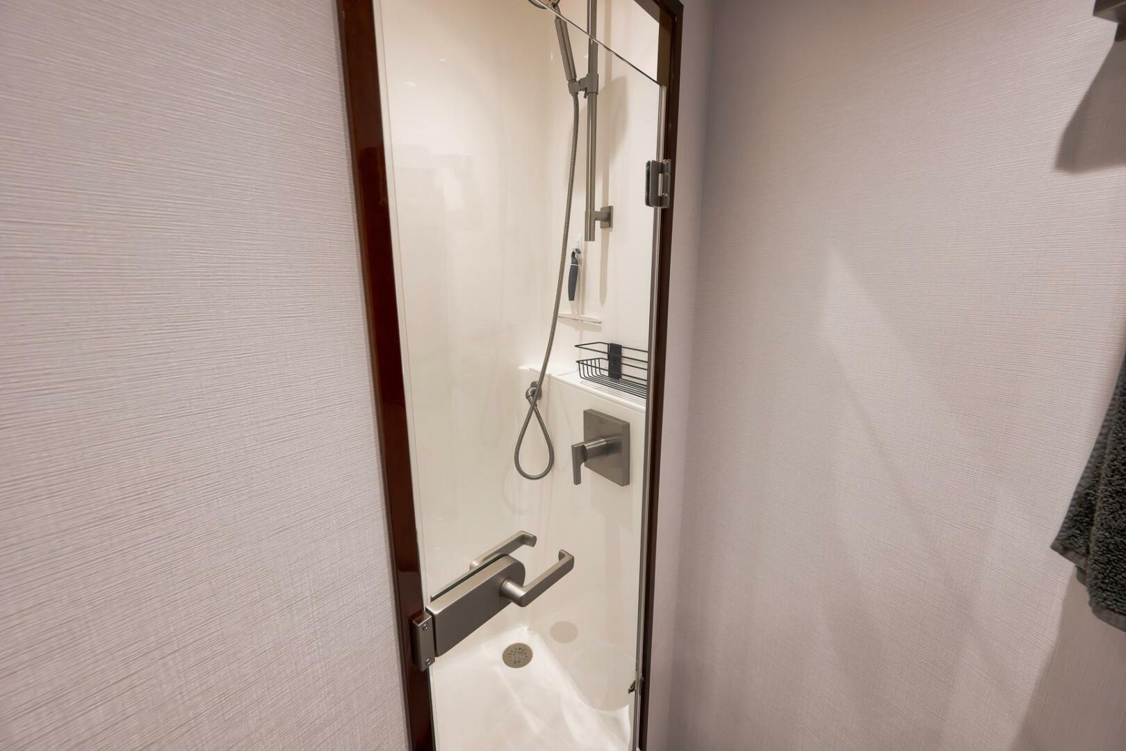 2025 Viking 90 Convertible- NIKKI BELLA- Forward Stateroom H