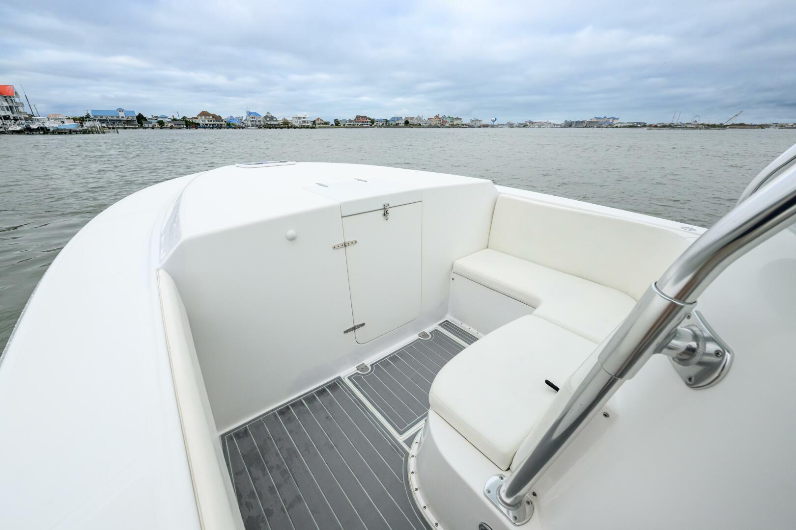 39ft Venture Yacht For Sale