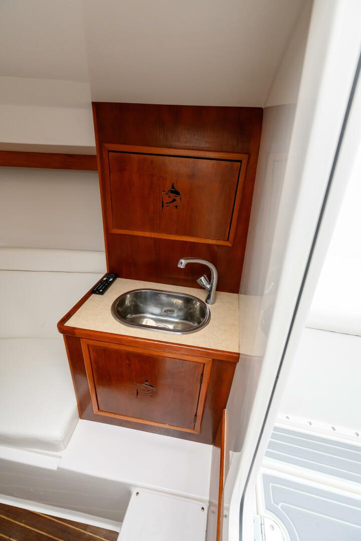 39ft Venture Yacht For Sale