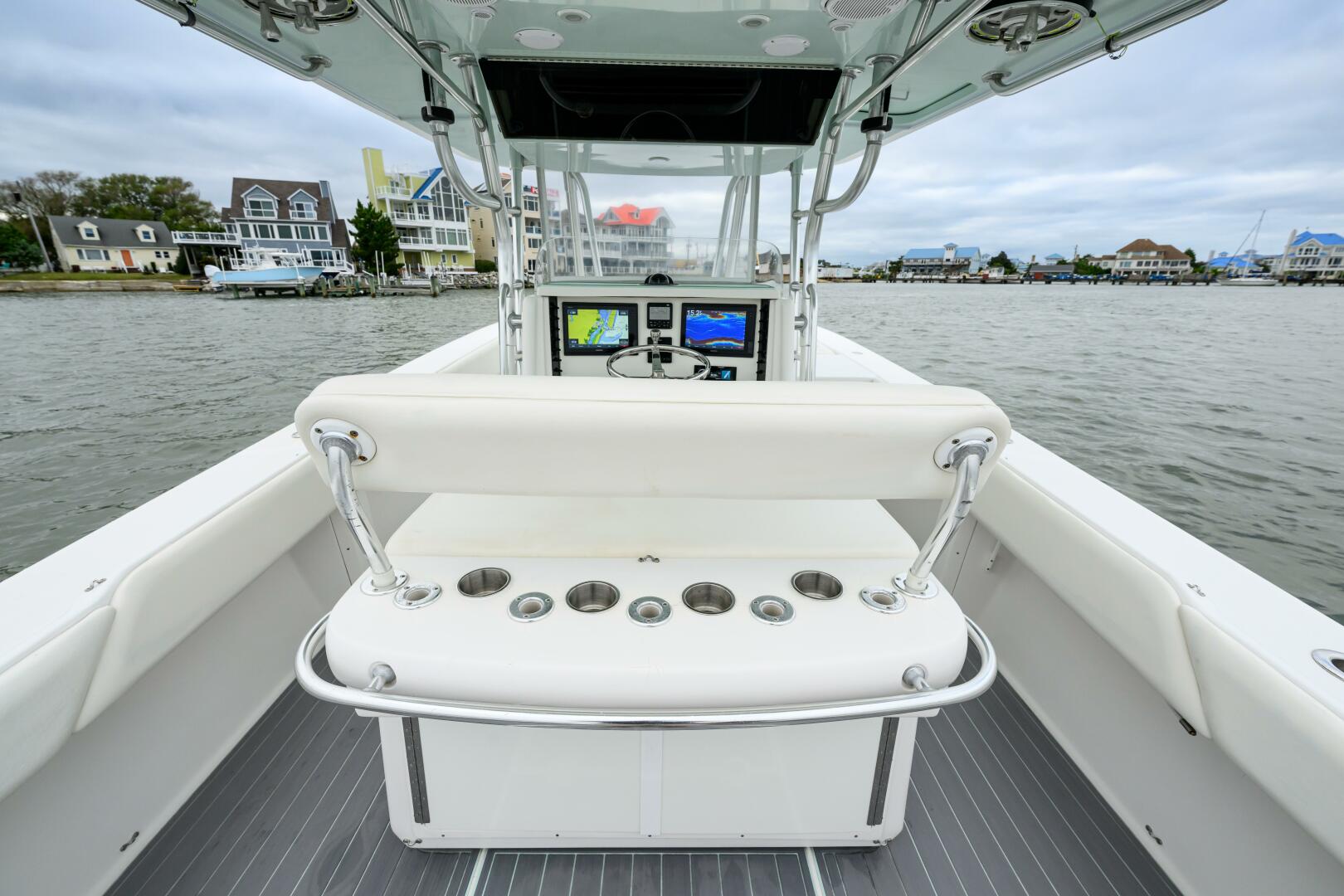 39ft Venture Yacht For Sale
