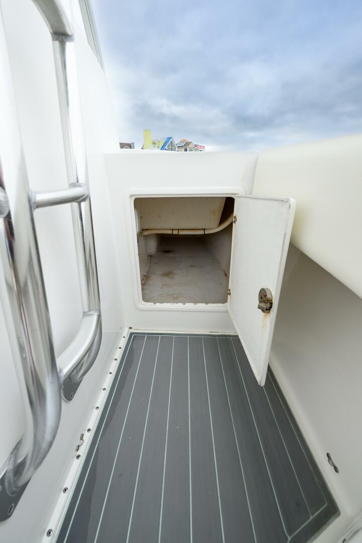 39ft Venture Yacht For Sale