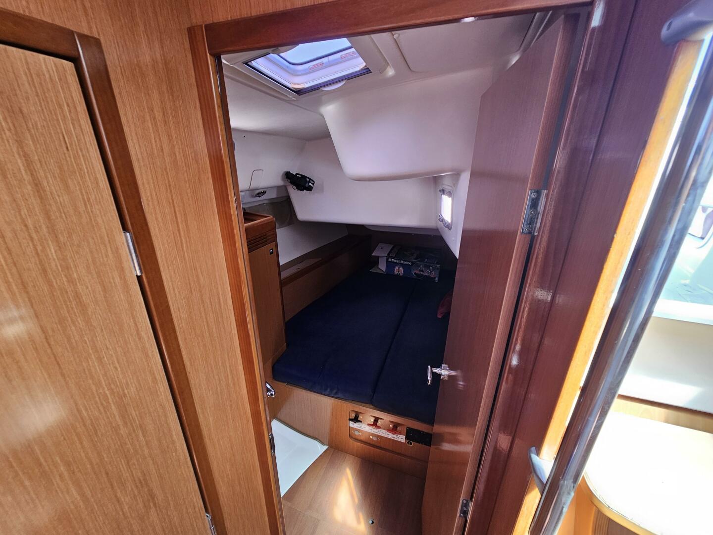 Sotto Voce 43ft Beneteau Yacht For Sale