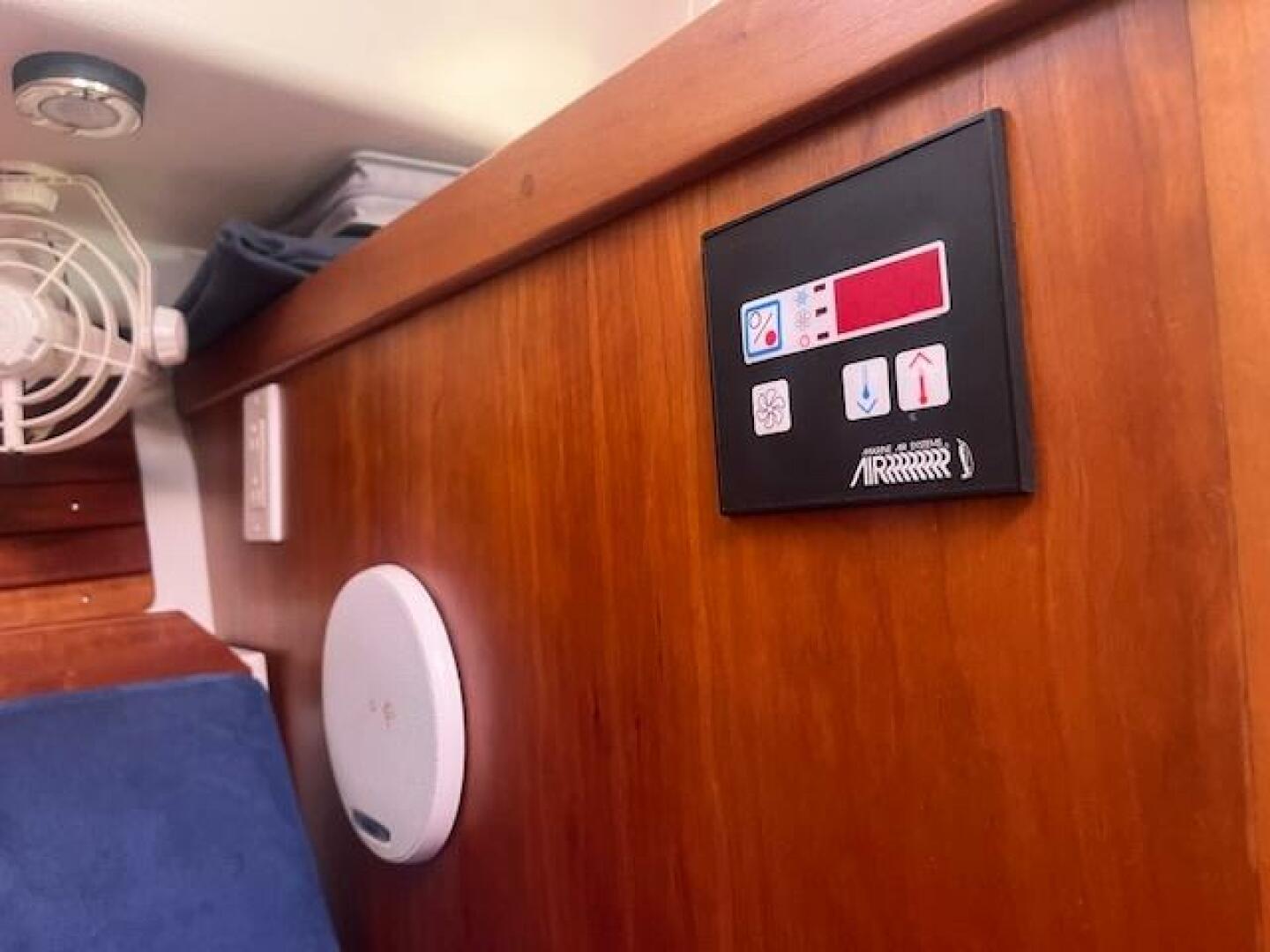 29ft Back Cove Yacht For Sale