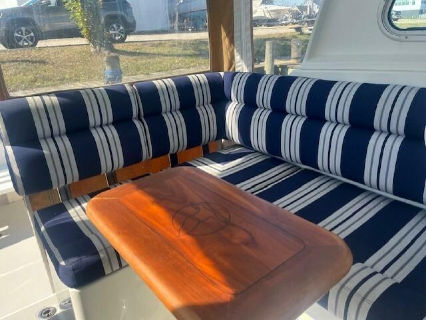 29ft Back Cove Yacht For Sale