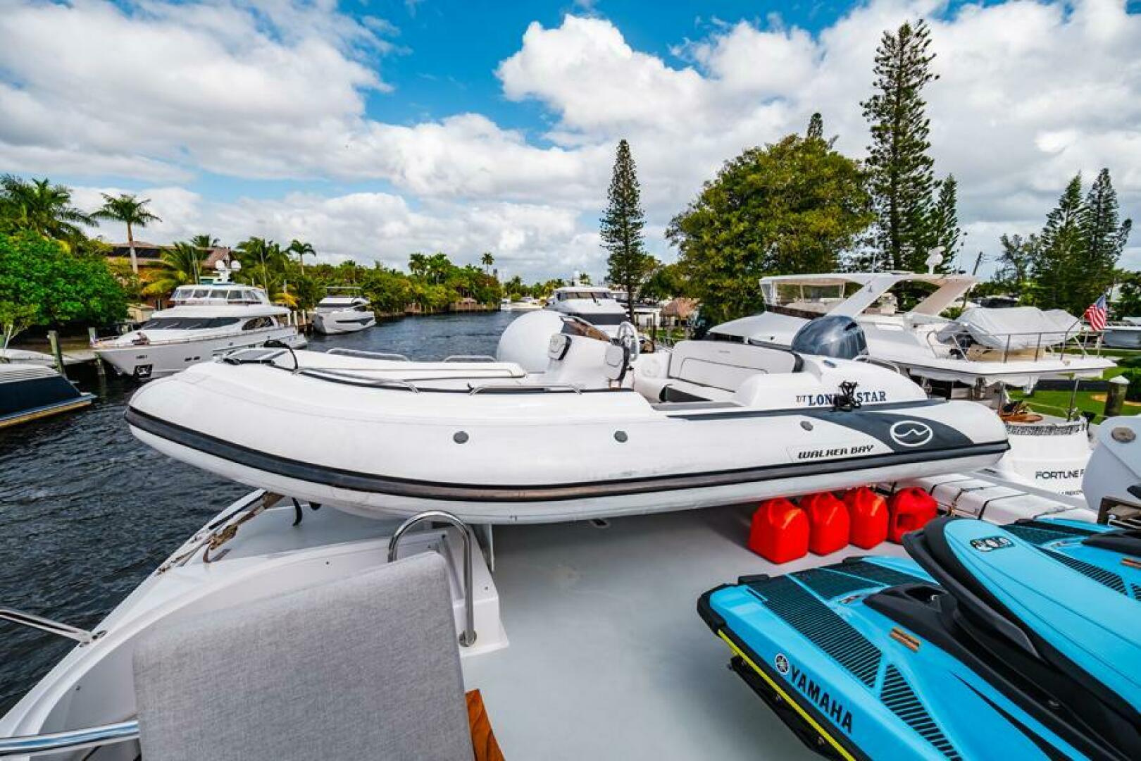LONE STAR 130ft Hatteras Yacht For Sale