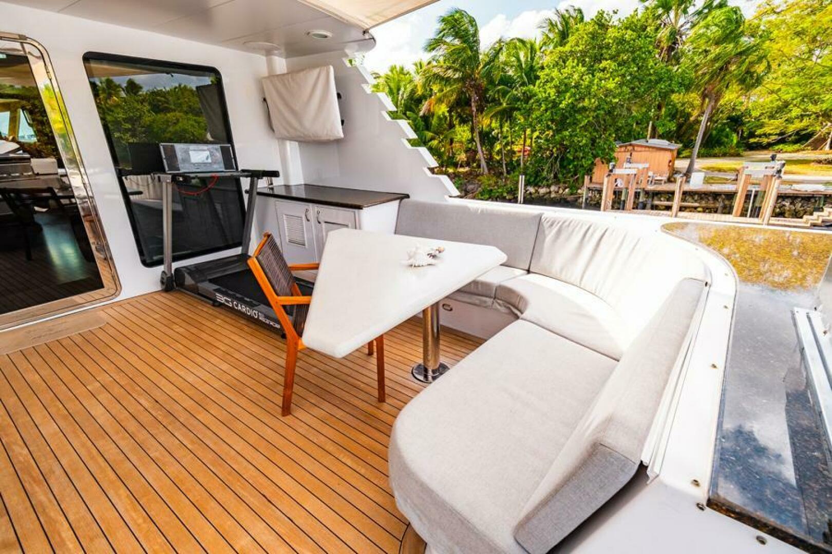 LONE STAR 130ft Hatteras Yacht For Sale